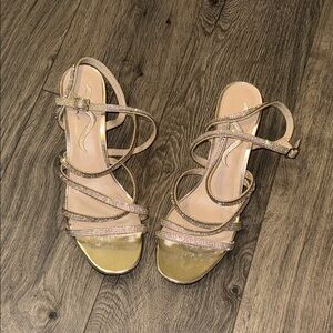 Nina silver Strappy Heels size 8.5
